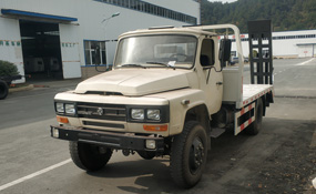 东风EQ1093挖机平板车 四驱尖头越野挖机板