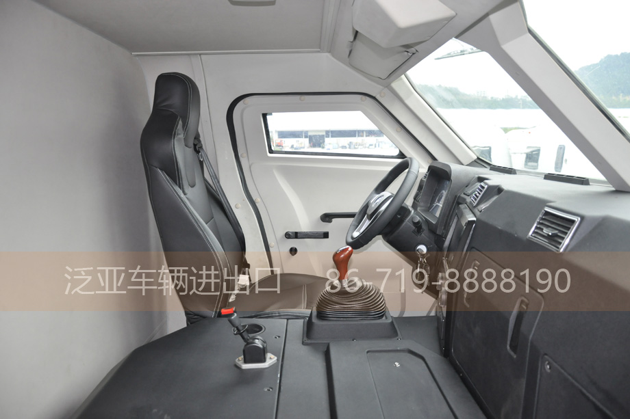 东风军车底盘
