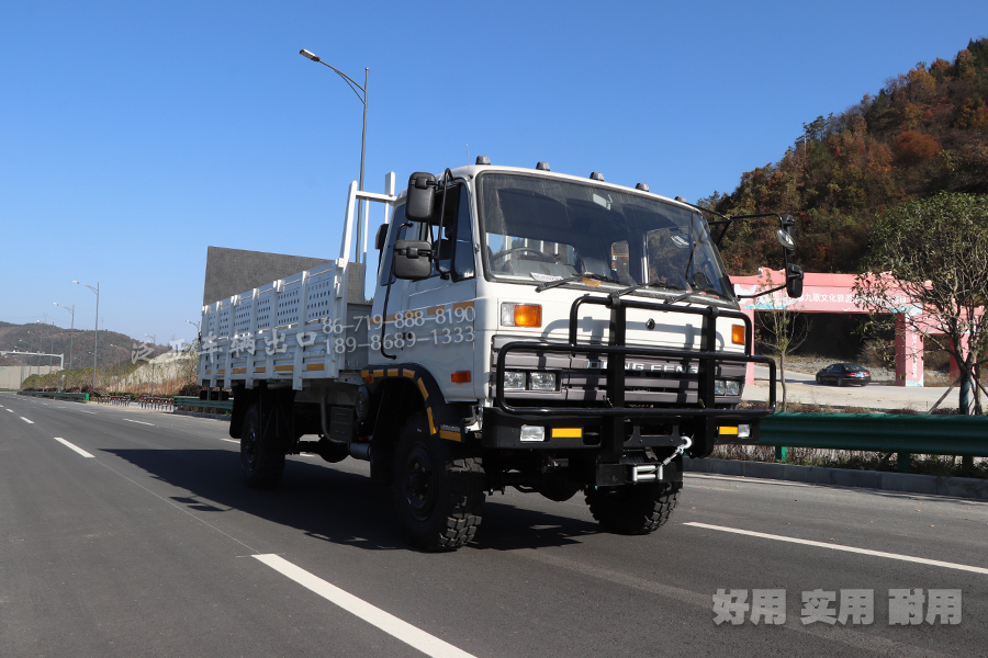 东风六驱,越野专用车底盘,东风EQ2070,长头越野卡车,东风双排驾驶室,东风4X4,145平头液压尾板载货汽车,东风越野运输车,东风4驱EQ2070