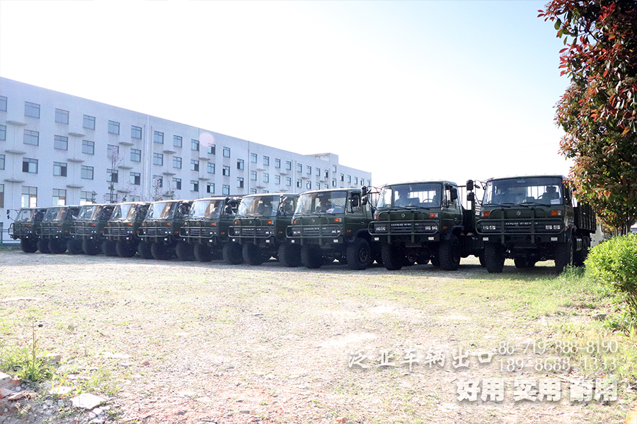 东风EQ246,东风六驱越野卡车,东风柴油卡车,东风六驱柴油车,东风卡车出口,东风EQ2102G,东风越野卡车配置,东风越野卡车参数,东风六驱卡车出口,东风EQ246出口
