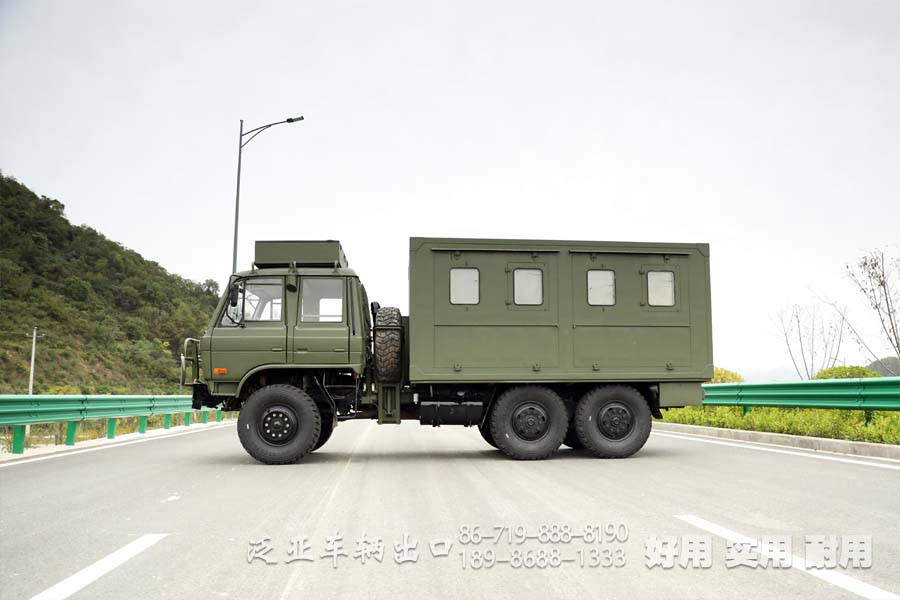 东风六驱越野卡车， 后援保障车，维修保障车，EQ2102,六驱越野车，东风六驱
