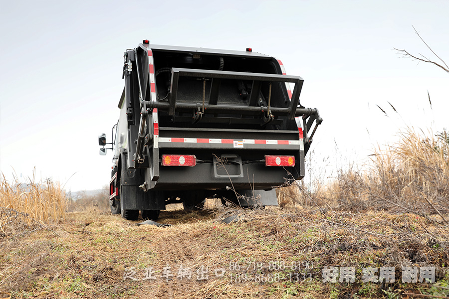压缩式垃圾车,9立方垃圾车,东风环卫车,垃圾车厂家,垃圾车销售,4*2垃圾车
