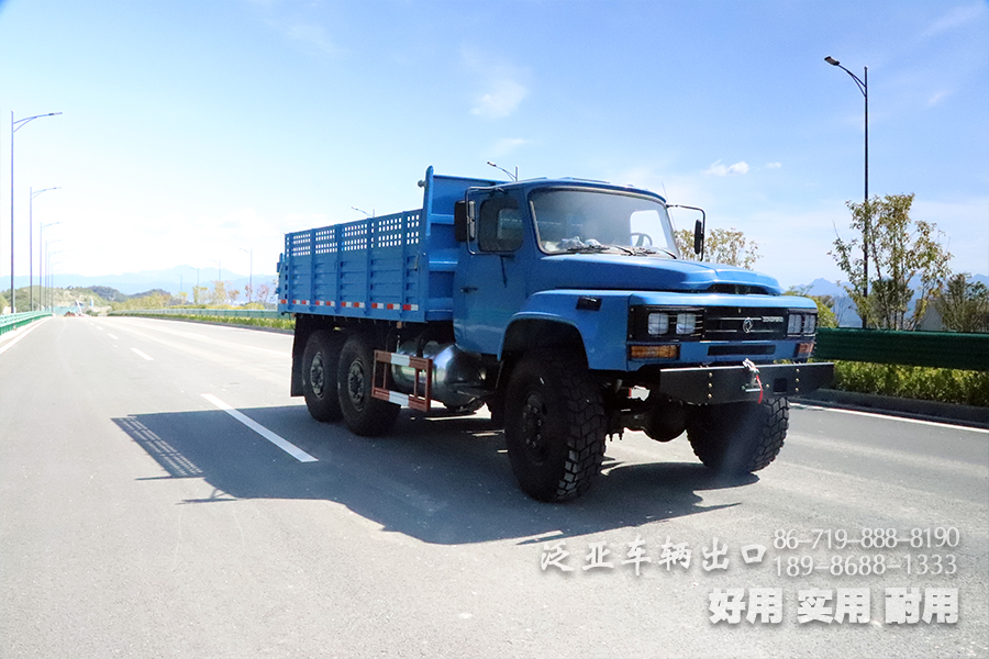 EQ2100自卸汽车,5吨尖头自卸车,东风蓝自卸车,出口车专供,六驱自卸车,6*6公路运输车
