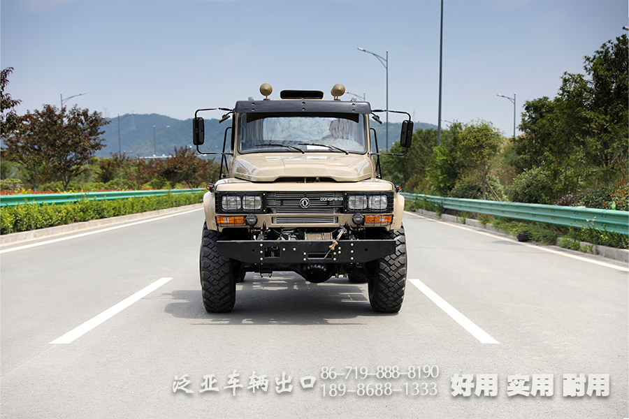4x4长头底盘,东风240驾驶室,底盘定制,出口底盘,越野专用车底盘,前置绞盘