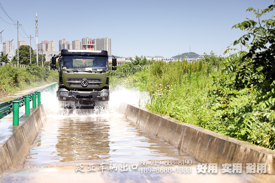 6x6卡车,越野卡车底盘,340马力底盘,长途货车底盘,越野货车底盘,越野专用车底盘,340马力重卡