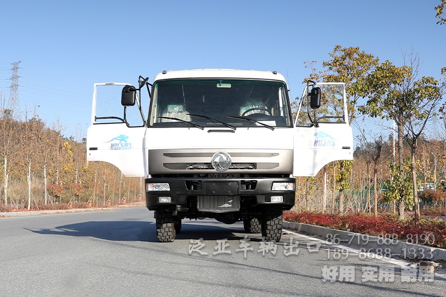 东风六驱客车，越野客车，东风全驱、东风巴士、村村通