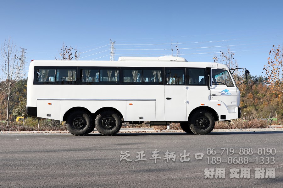东风六驱客车，越野客车，东风全驱、东风巴士、村村通