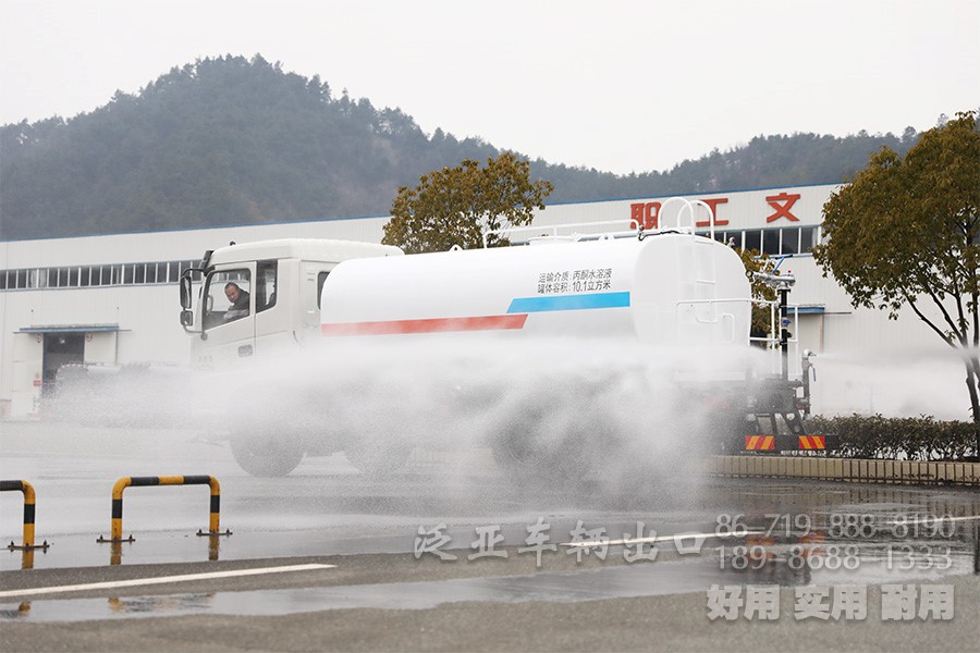 消防运水车，10方喷洒车，东风消防车，4*2水罐车，国三喷洒车，环卫绿化车，绿化喷洒车