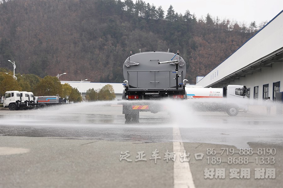 消防运水车，10方喷洒车，东风消防车，4*2水罐车，国三喷洒车，环卫绿化车，绿化喷洒车