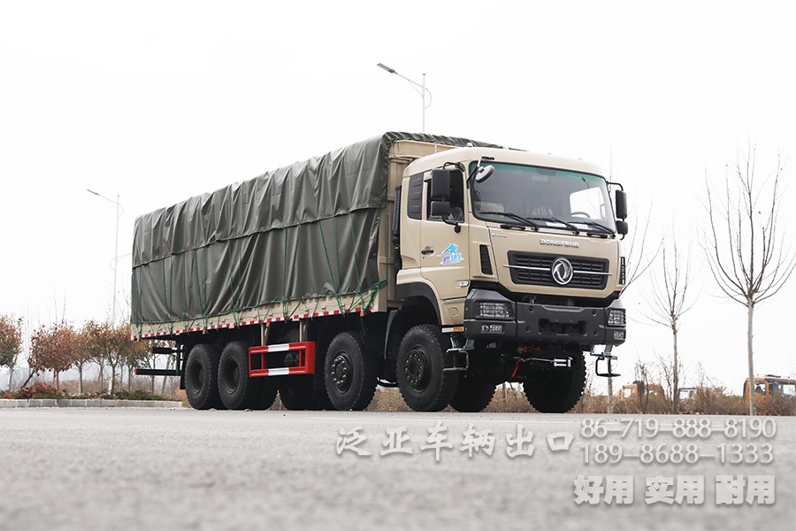 东风8x8，大马力仓栅车整车，450马力，手动十档越野专用运输车