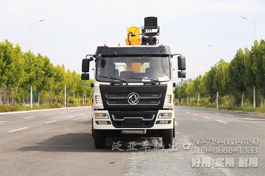 吊车，8吨吊车，随车起重运输车，东风吊车，手动10档随车起重运输车