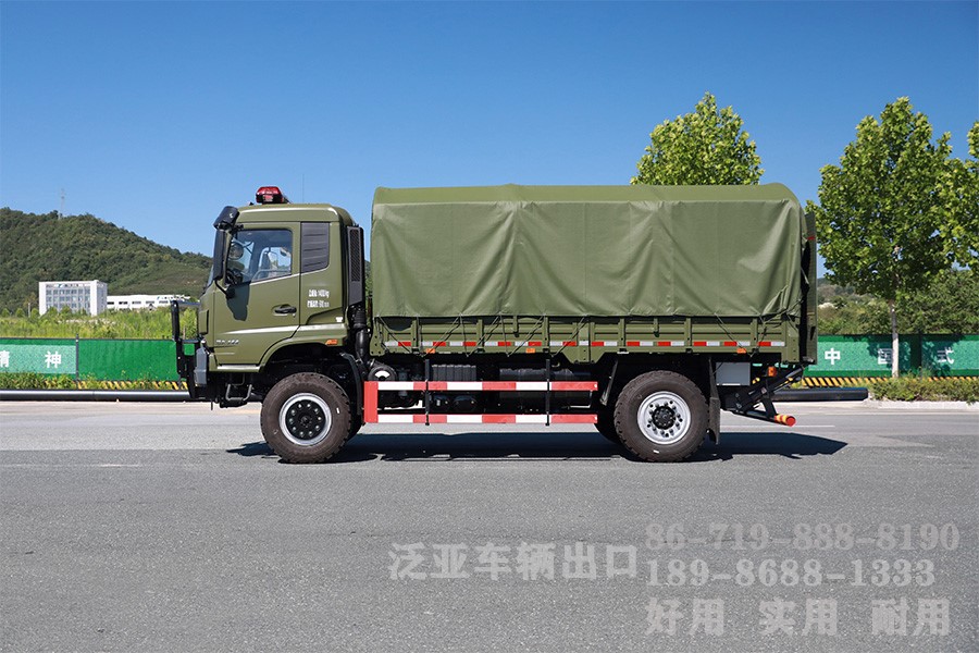 东风四驱，4x4全驱，运兵车